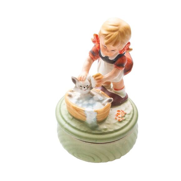 Vintage Japan Bisque Porcelain Girl Giving Cat A Bath Rotating Music Box Works - Picture 1 of 11